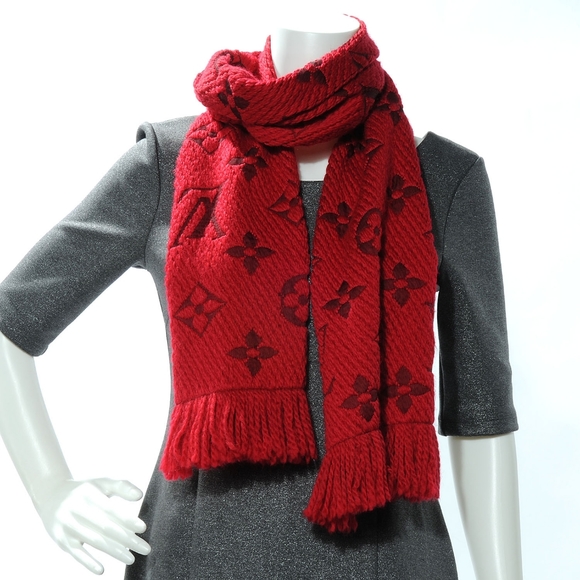 Authentic Louis Vuitton Red Scarf - Picture 13 of 13